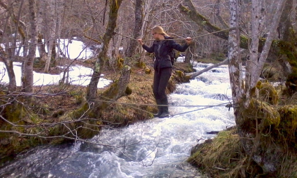 Crue et pont en&nbsp;corde